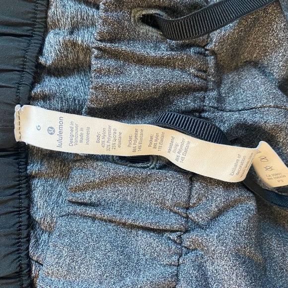 Lululemon joggers. - Picture 3 of 3